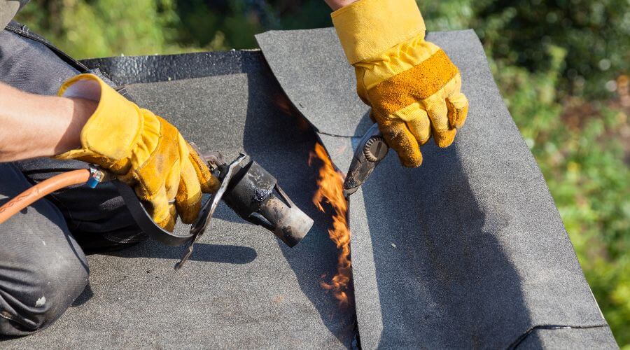 Professional gutter cleaning in Milford, NH